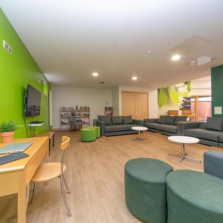 Апартаменты Joivy Affordable 3,4,5 And 12 Bed Private Flats Next To Royal Mile (Adults Only) Эдинбург Экстерьер фото