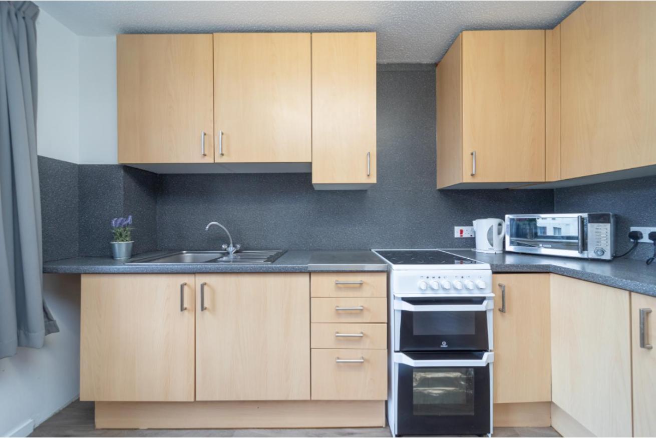 Апартаменты Joivy Affordable 3,4,5 And 12 Bed Private Flats Next To Royal Mile (Adults Only) Эдинбург Экстерьер фото